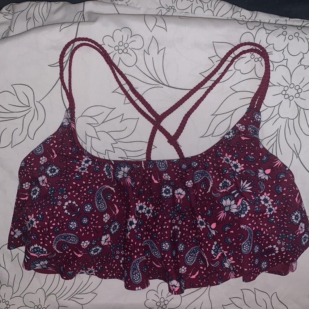 Bikini‎ Top. Wine. Medium